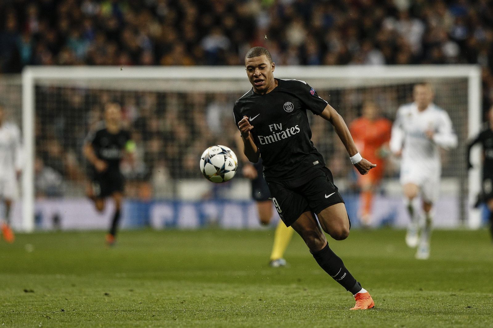 克里斯坦特：加斯佩里尼一直在证明自己；目标是欧联杯冠军（克里斯坦特：加斯佩里尼不断证明自己，我们剑指欧联杯冠军）