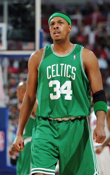 布达佩斯Major第二轮对阵：FaZe vs Spirit，巴西上演内战（布达佩斯Major次轮对决：FaZe碰面Spirit，巴西队内战打响）