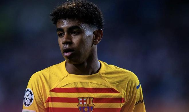 B席达成欧冠百场里程碑，成葡萄牙球员第四人（B席欧冠百场达成，跻身葡萄牙第4人）