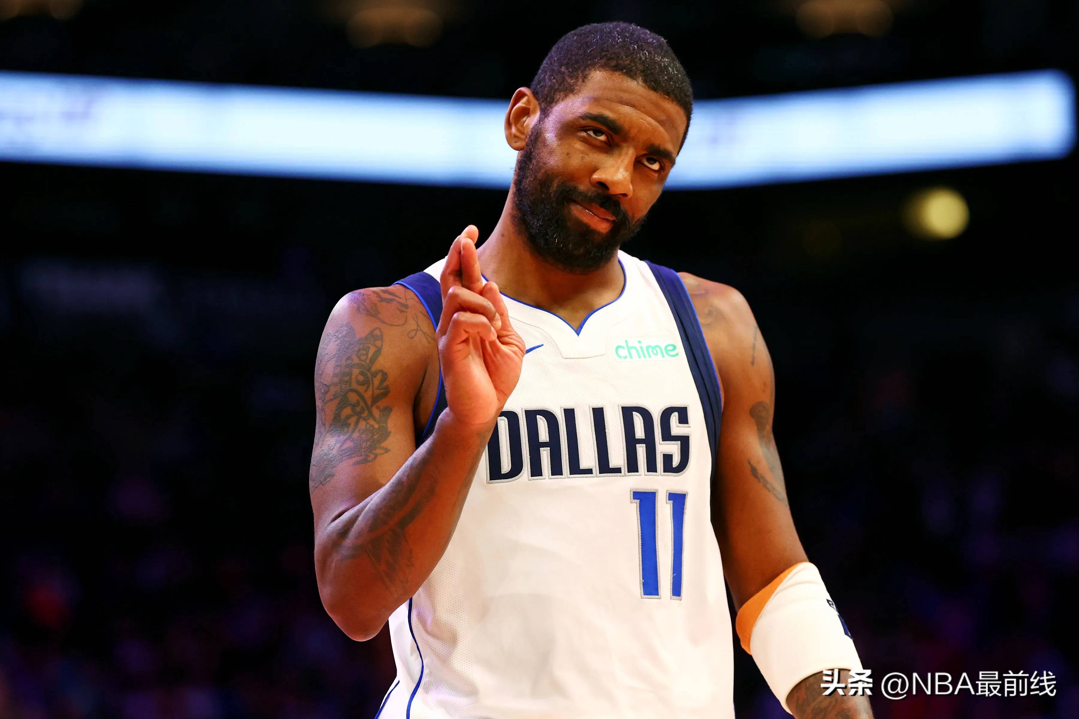 这脚助攻是天赋溢出的那种（这记助攻，天赋都要溢出来了）