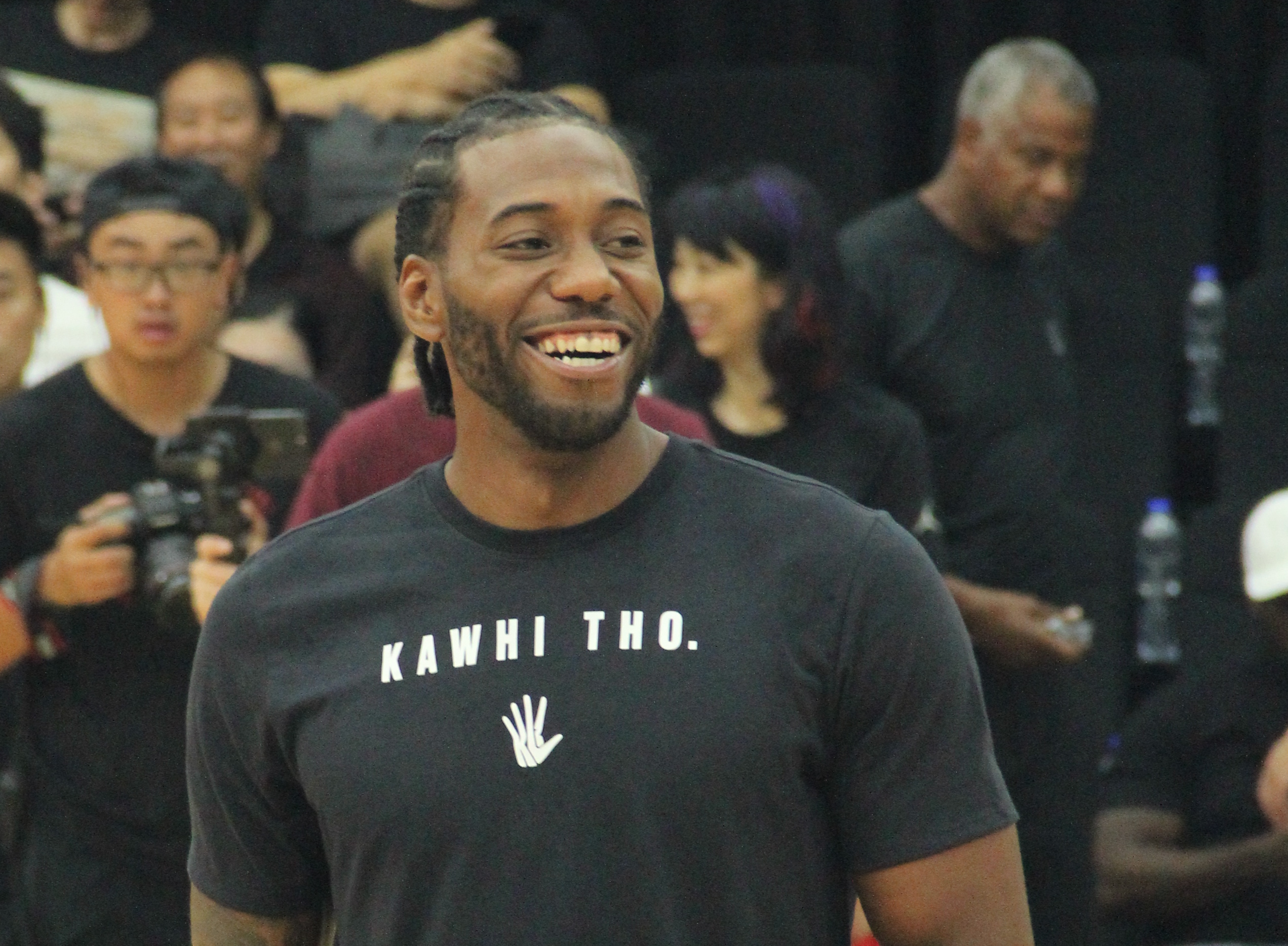 记者：当初是佩普要国足跟越南打对攻，还开小会不让陈洋参加（记者称佩普当时要求国足与越南对攻，还另开小会未让陈洋参加）