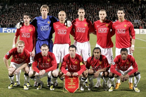 彻底废了！詹姆斯又要单核带队，三大主力集体伤退，湖人该咋办（三大主力齐伤退，詹姆斯再度单核扛队，湖人该如何破局？）