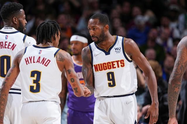 那年因为河北华夏幸福，我一头扎进了懂球帝的球迷圈...（那一年，河北华夏幸福把我带进了懂球帝的球迷圈）