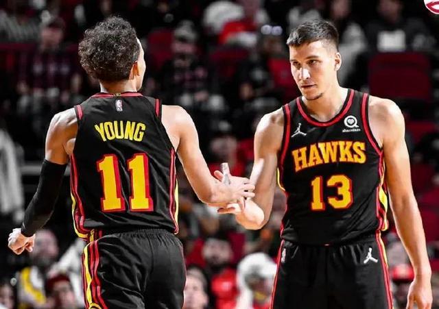 马卡：霍安和拉菲尼亚可能战毕包时回归，巴萨还可能回诺坎普（马卡报：霍安与拉菲尼亚有望战毕包时复出，巴萨或重返诺坎普）